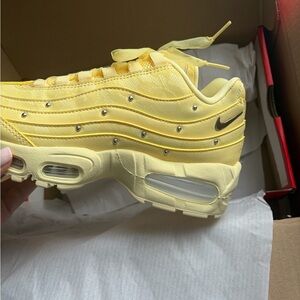 Nike soft Yellow Studded Air Max 95 big bubble Sneaker